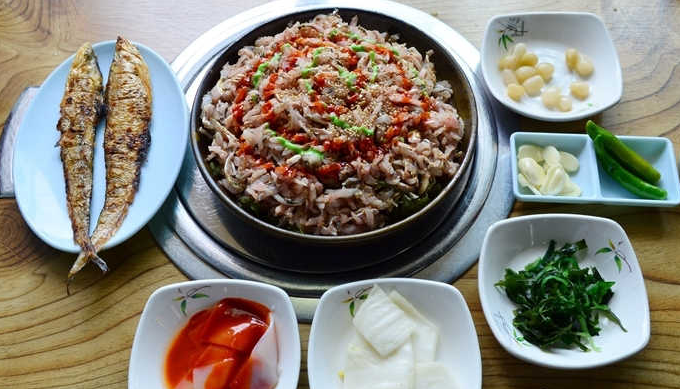 고향의 맛? 고양의 맛! 웅어회 미꾸라지털레기 닭칼국수