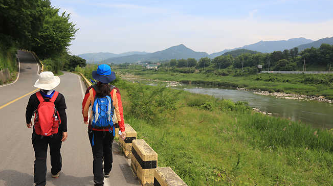 지리산과 경호강을 품고 걷는 지리산 둘레길